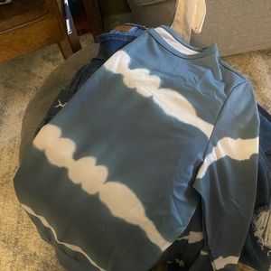 Tye dyed sweater never worn